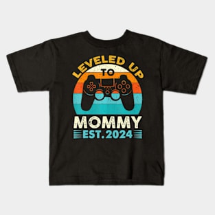 Leveled Up To Mommy Est 2024 First Time Mom 2024 Gamer Kids T-Shirt